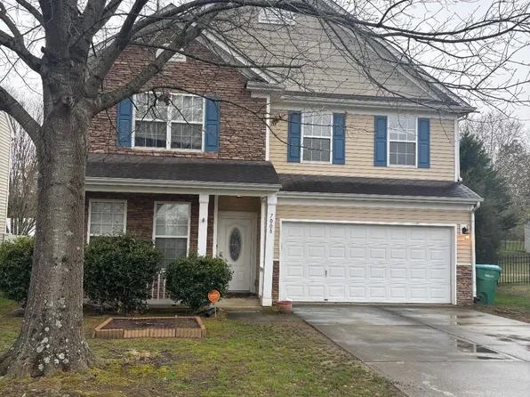 7008 Winding Cedar Trl, Harrisburg, NC 28075