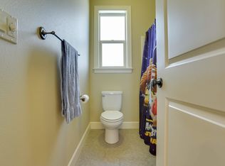 13600 SE Greenwood Ct, Clackamas, OR 97015