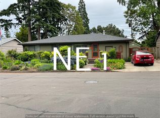 16810 NE Couch Ct, Portland, OR 97230