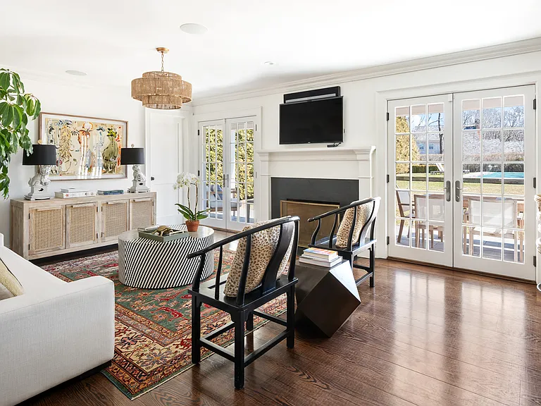 34 Jermain Ave — Photo 9