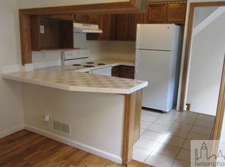 1313 W Barnes Ave, Lansing, MI