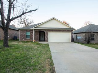 1011 Rice St, Denison, TX 75020