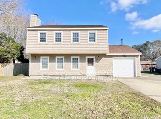 1 Newgate Village Rd, Hampton, VA 23666