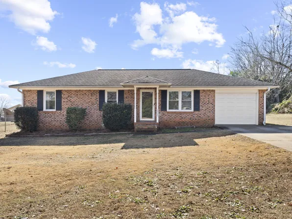 5925 Lost Creek Dr, Sumter, SC 29154