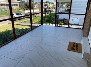 204 Acres Dr, Ridley Park, PA 19078