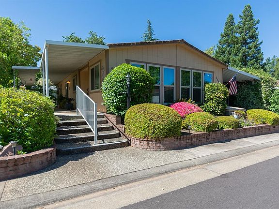 2nd image of 6942 Gold Oak Ln