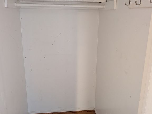 4th image of 6301 Robinson Rd APT 6
