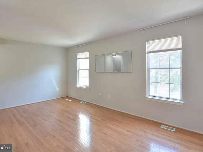 3 Birdseye Ct — Photo 13