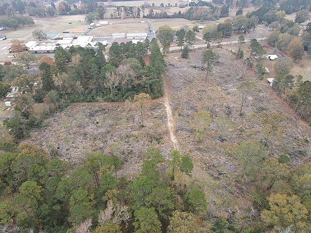 2nd image of E Cypress St