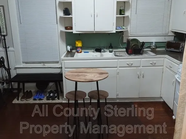 237 SW 2nd Pl #2, Gainesville, FL 32601