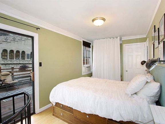 3rd image of 24 W 83rd St APT 5F