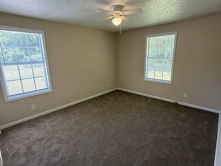 345 Creekwood Ct #B — Photo 10