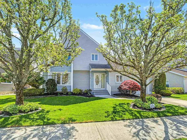 24 Harbor Ln, Margate City, NJ 08402