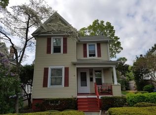 17 Kent Pl, Cos Cob, CT 06807