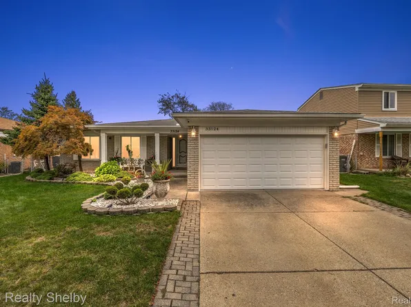 33124 Ione Dr, Sterling Heights, MI 48310