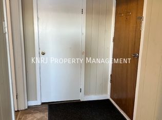 112 Drury St #1, North Bay, ON P1A3Z6