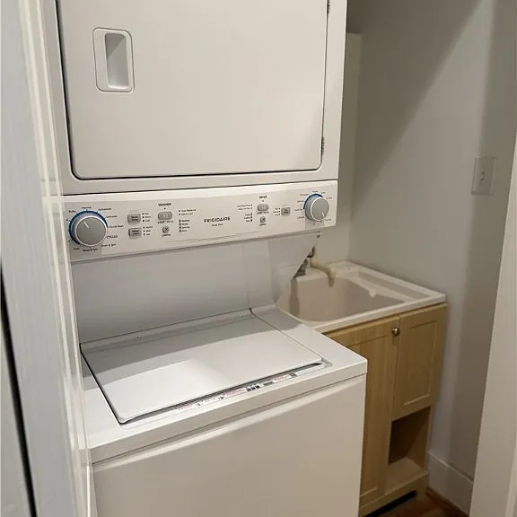 105 E Broad St #2B — Photo 33