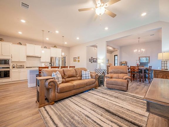 4th image of 19286 Olive Heath Ln