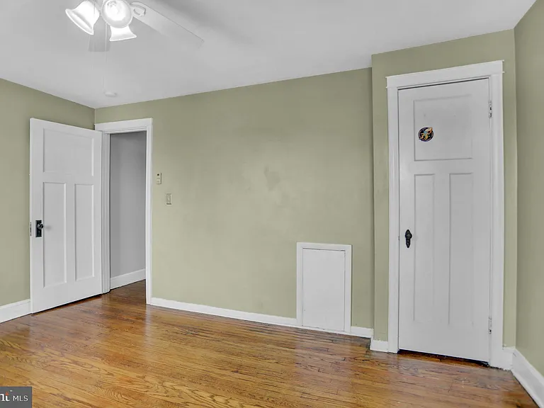 434 Folcroft St #A — Photo 13