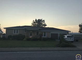 1013 S 4th St, Madison, KS 66860