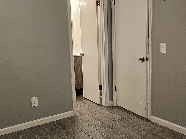 first bedroom, has large closet