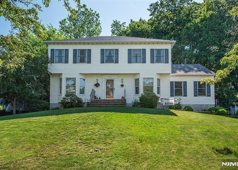 1st image of 133 Oweno Rd