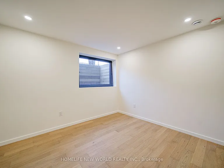 78 Gladstone Ave #3 — Photo 4