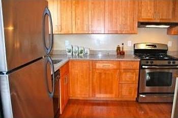 3rd image of 164 Belcrest Ave