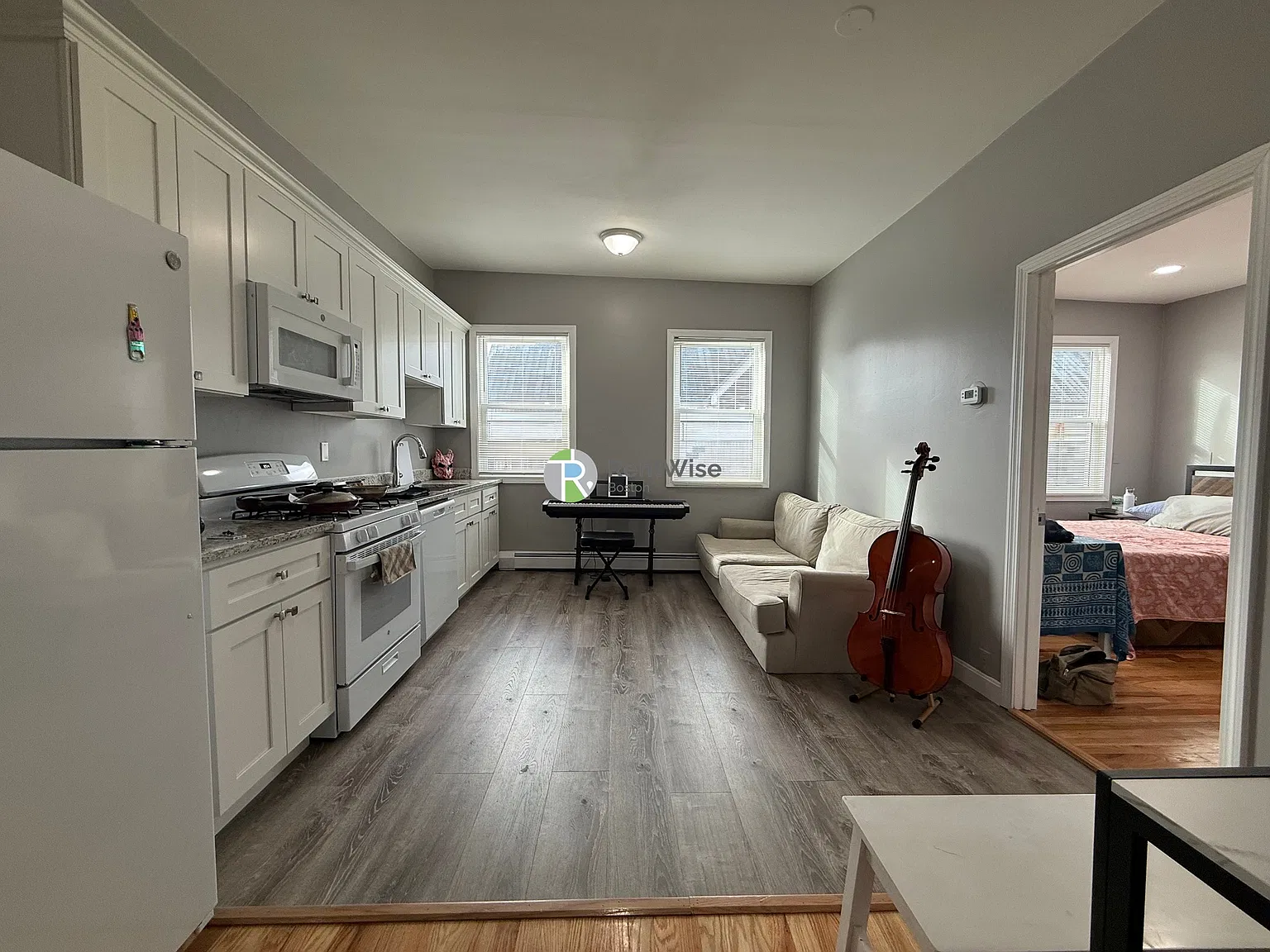1 bed, 700 sqft, $2,400 — Photo 1