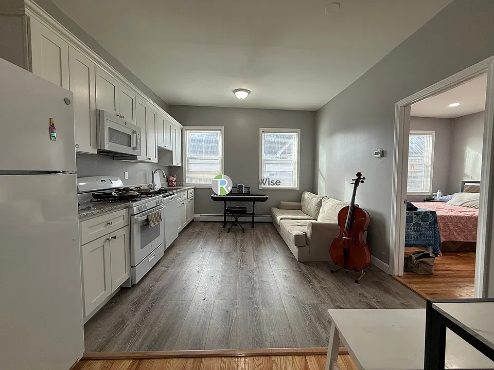 559 Dorchester Ave #2