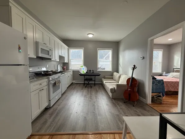 559 Dorchester Ave APT 2, Boston, MA 02127