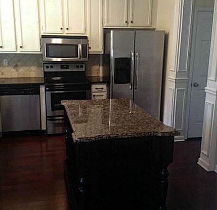 2nd image of 16 Peggy Ct