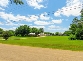 1717 Pipeline Rd, Cleburne, TX 76033