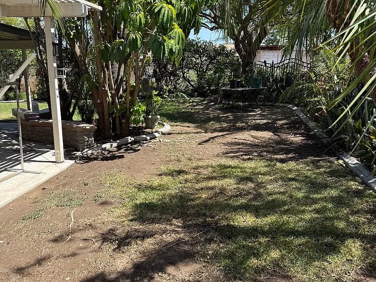 944 Beverly Rd — Photo 32