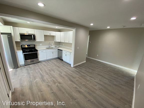4th image of 5143-45 Ewing St