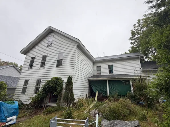 220 Park St, Athol, MA 01331