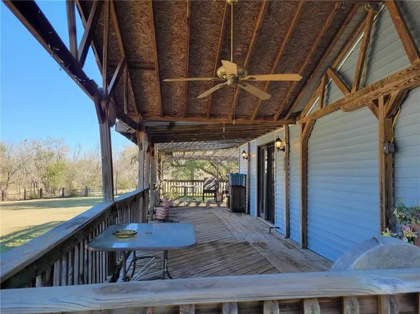 402 102nd St, Anadarko, OK 73005