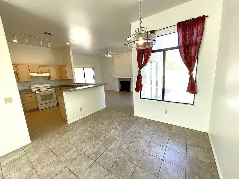 177 N Cheesebrush Ave — Photo 8