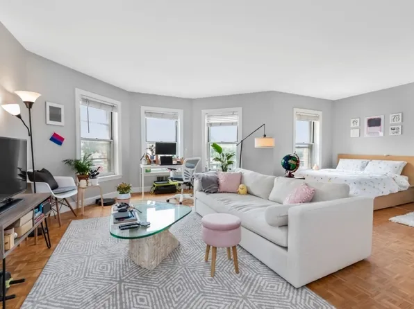 416 Commonwealth Ave APT 120, Boston, MA 02215