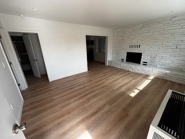 2599 Laurel Ave #B — Photo 10