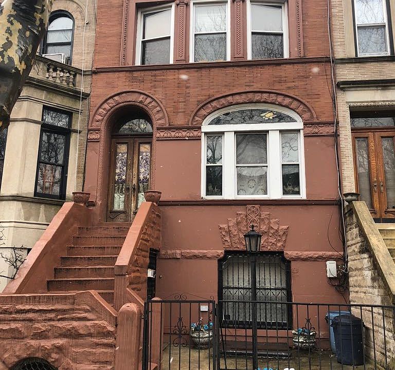 1st image of 146 Midwood St