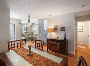 1802 Parkaire Xing #1802, Marietta, GA 30068