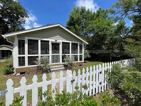 3rd image of 2318 N 17th Ave