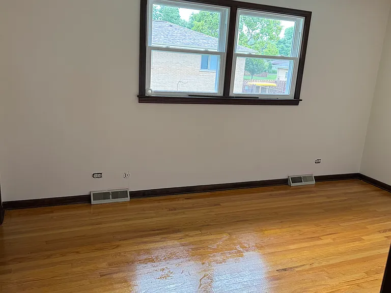 1631 Arbor Ct — Photo 12