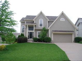 13220 Carter St, Overland Park, KS 66213