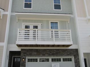 1037 Diamond Dove Ln, Apex, NC 27502