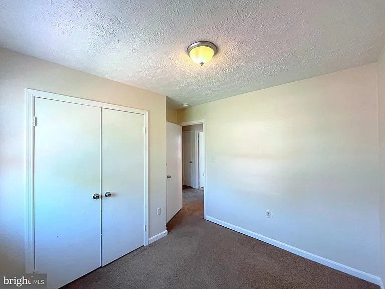 21845 Ronald Dr — Photo 14