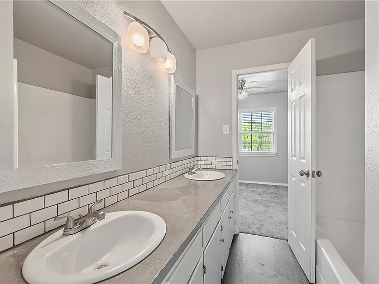 3345 Lodgepole Cir — Photo 14
