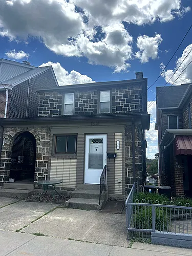 2428 Woodstock Ave #1 Photo 1
