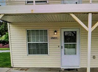 20871 Flora St, Roseville, MI 48066